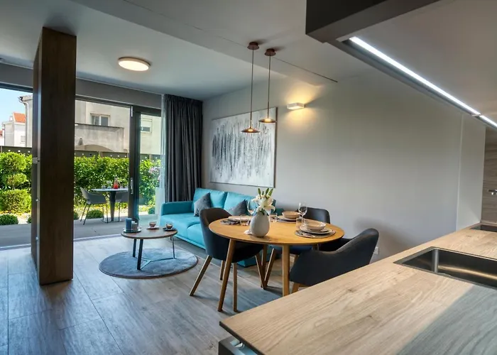 Dedaj - Auri Apartman Zára