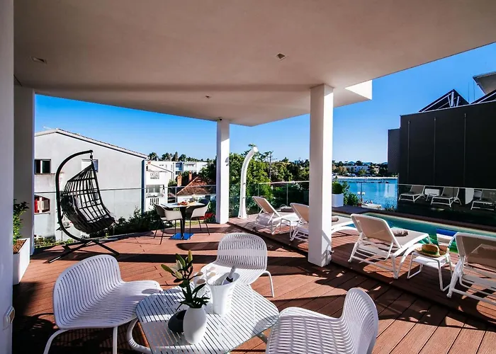 Dedaj - Auri דירה זאדאר