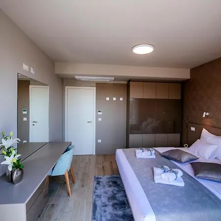 Dedaj - Auri Apartment
